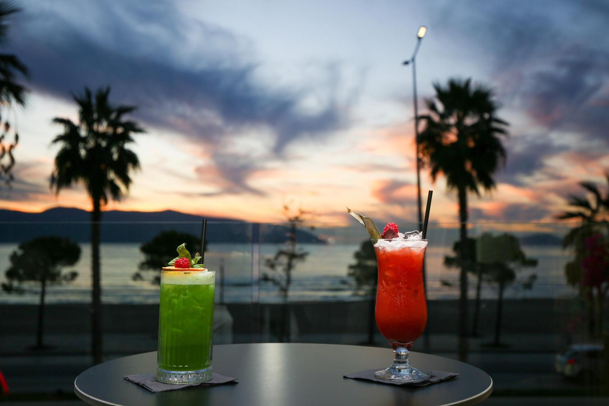 Charm Hotel Vlorë Eksteriør billede
