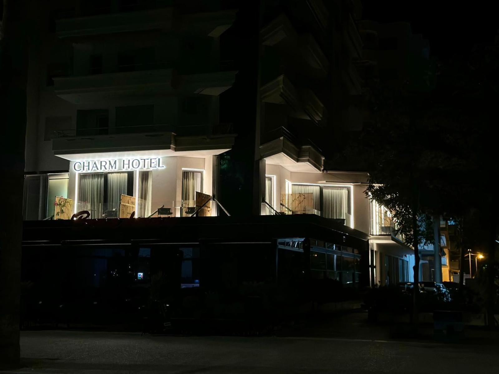 Charm Hotel Vlorë Eksteriør billede