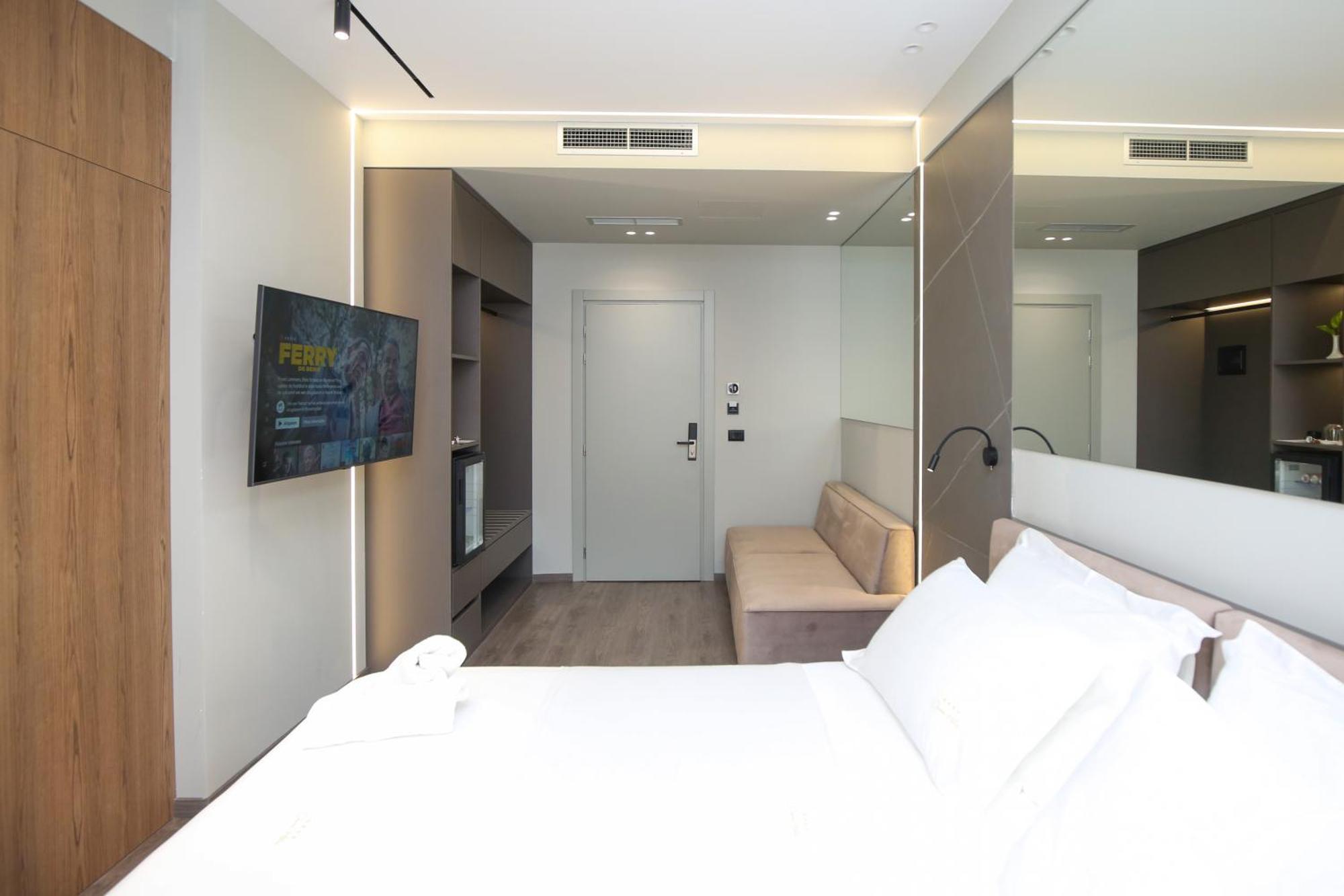 Charm Hotel Vlorë Værelse billede